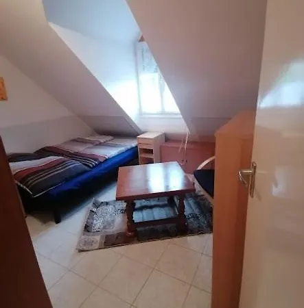 Haus Sissy Дом отдыха Балатонкерестур