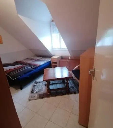 Haus Sissy بيت للعطل Balatonkeresztúr